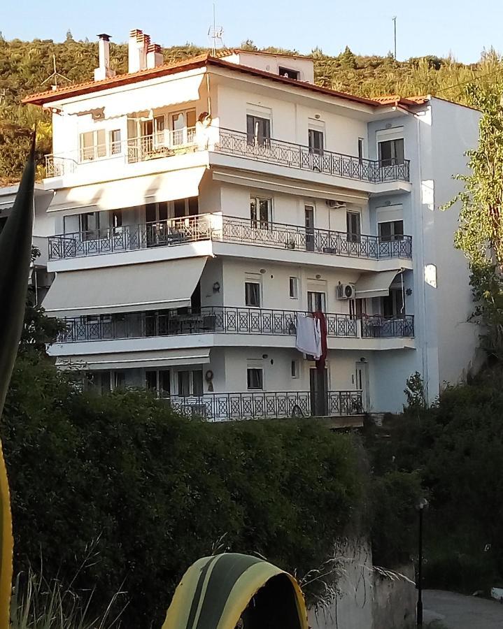 Menexe Apartments-Korali Néos Marmarás Exterior foto